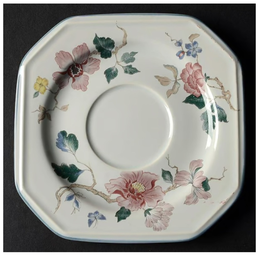 MIKASA Continental Alcott Collection🌸🦋 Floral Octagonal Saucer Plates